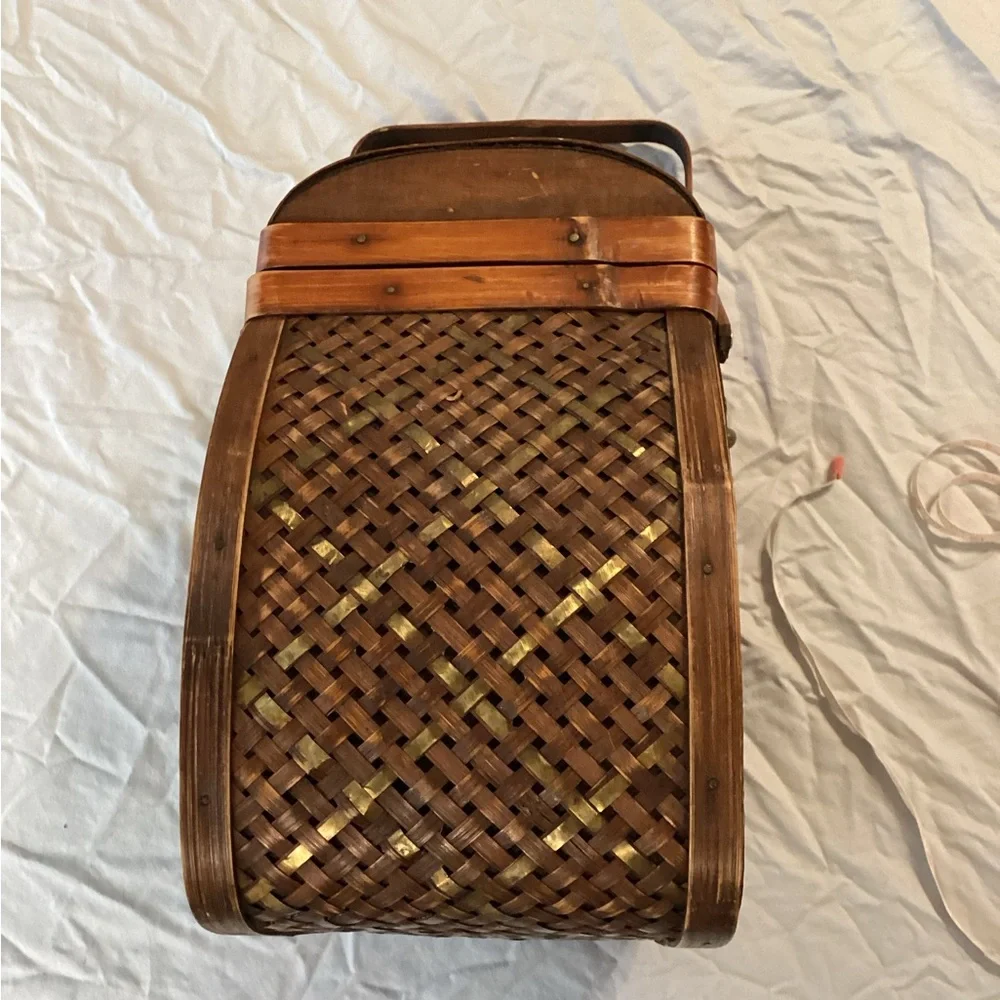 Vintage basket purse 👜 - Picture 10 of 12
